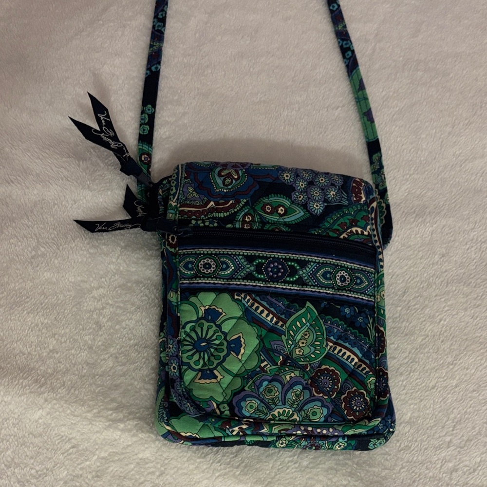 Vera Bradley small cross body bag